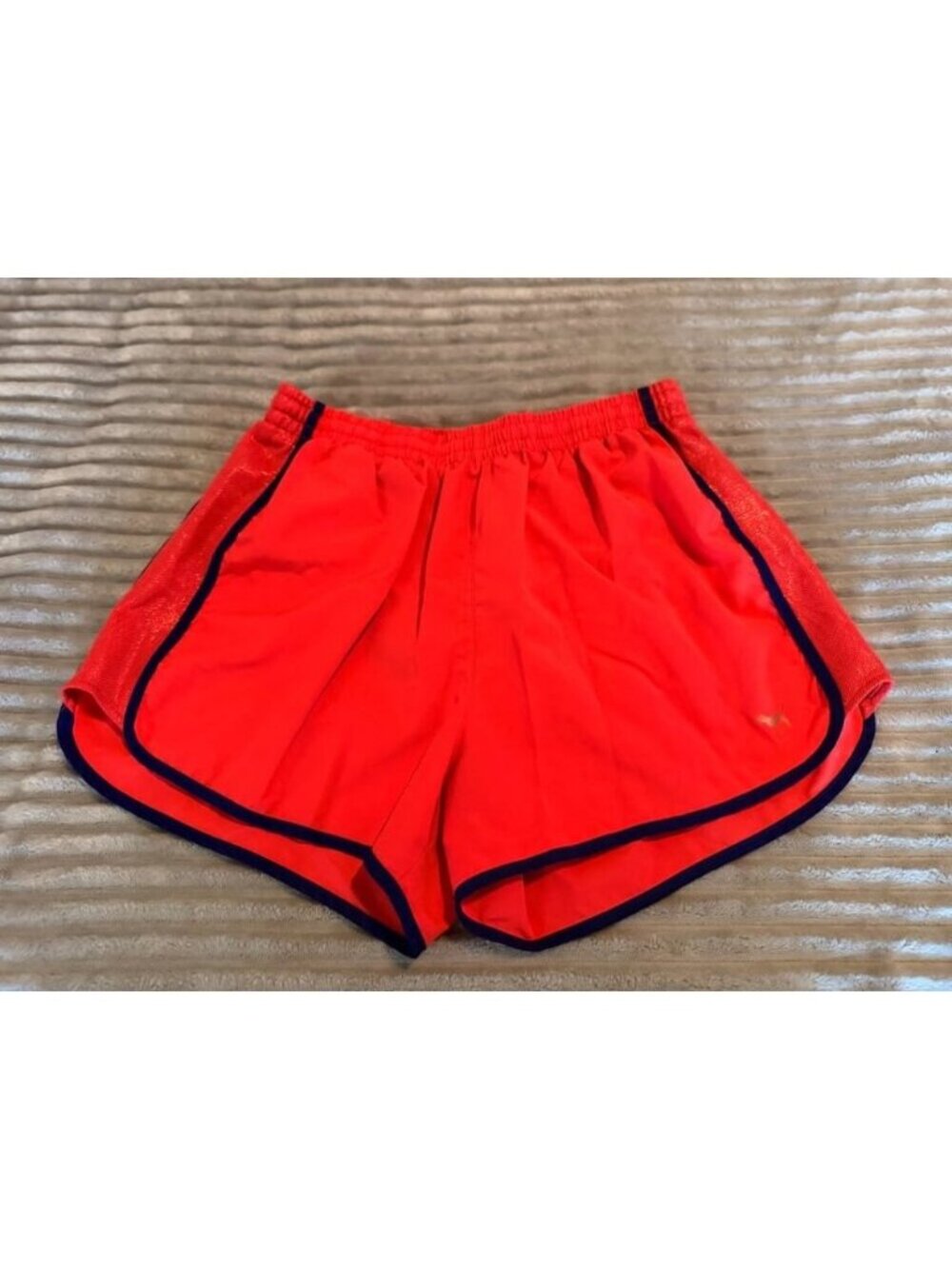 PINK Victoria's Secret women's medium pink/purple shorts